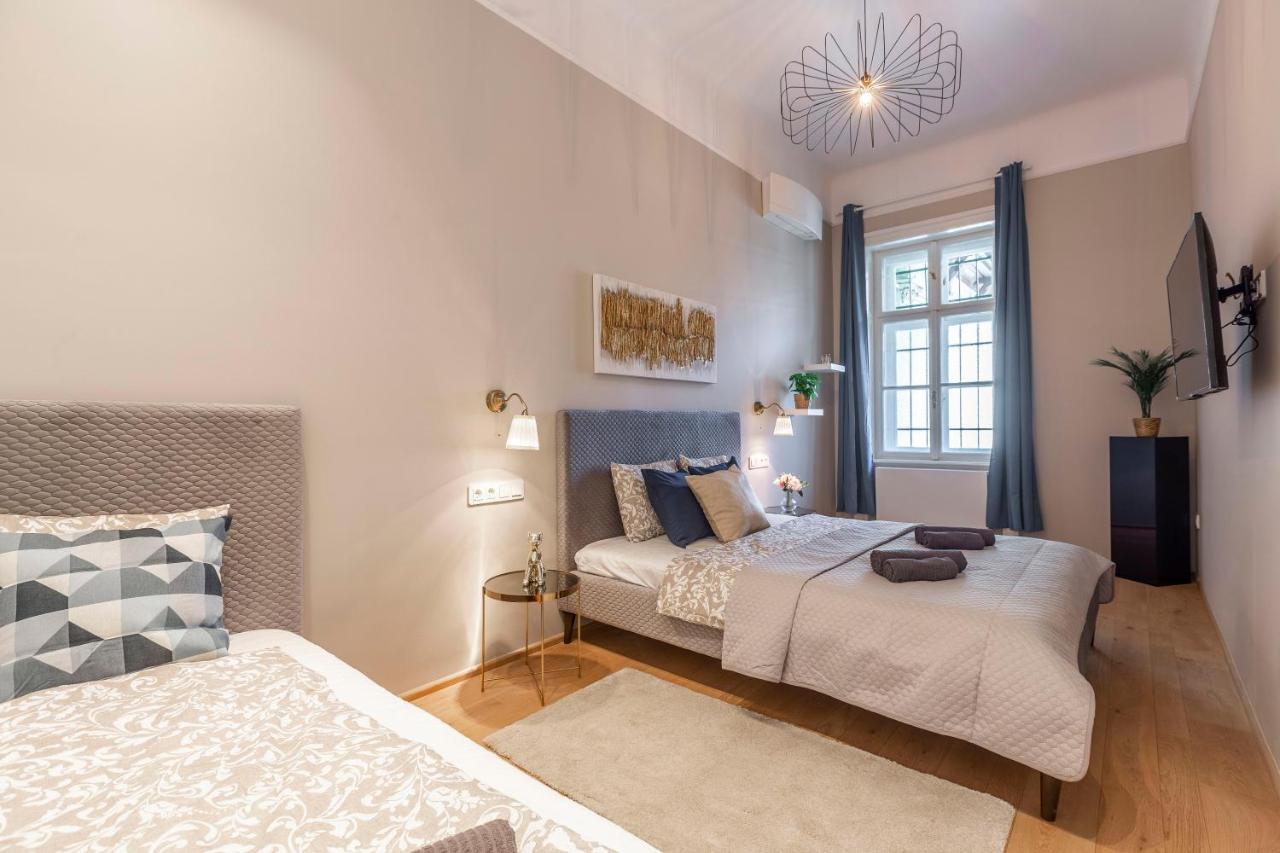 Luxury Elizabeth Residence Next To The New York Cafe บูดาเปสต์ ภายนอก รูปภาพ